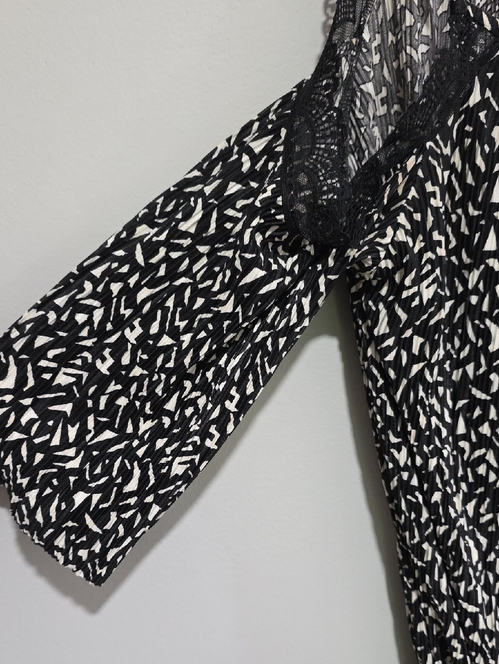 Topshop Black and White Printed Midi Slip Dress with Lace Trim Sz 8 - Picture 3 of 5
